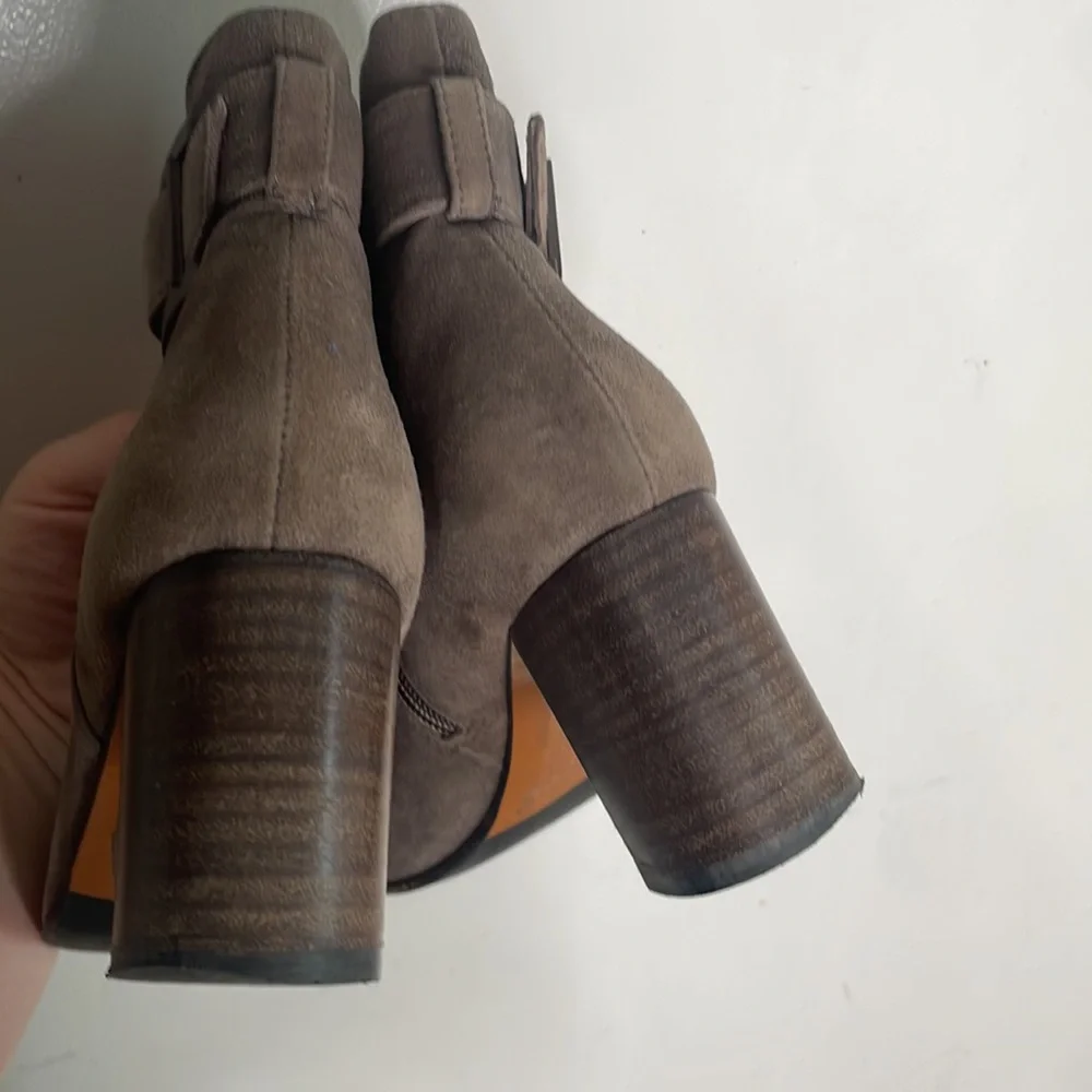 Aquatalia Vanie Weatherproof Ankle Boot in Taupe Size 7‎